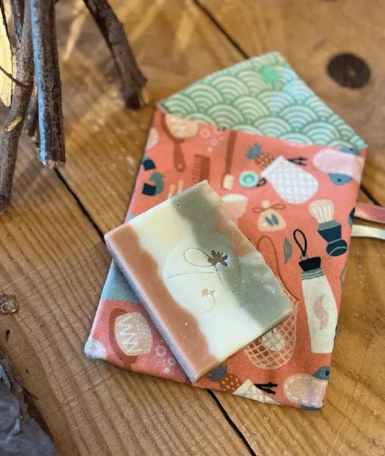 Etui à savon imperméable et savon